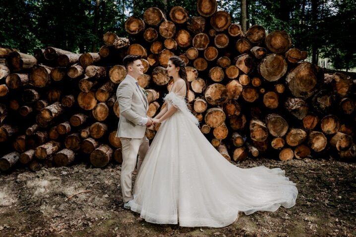 photo-1595970938717-c63e10b35924